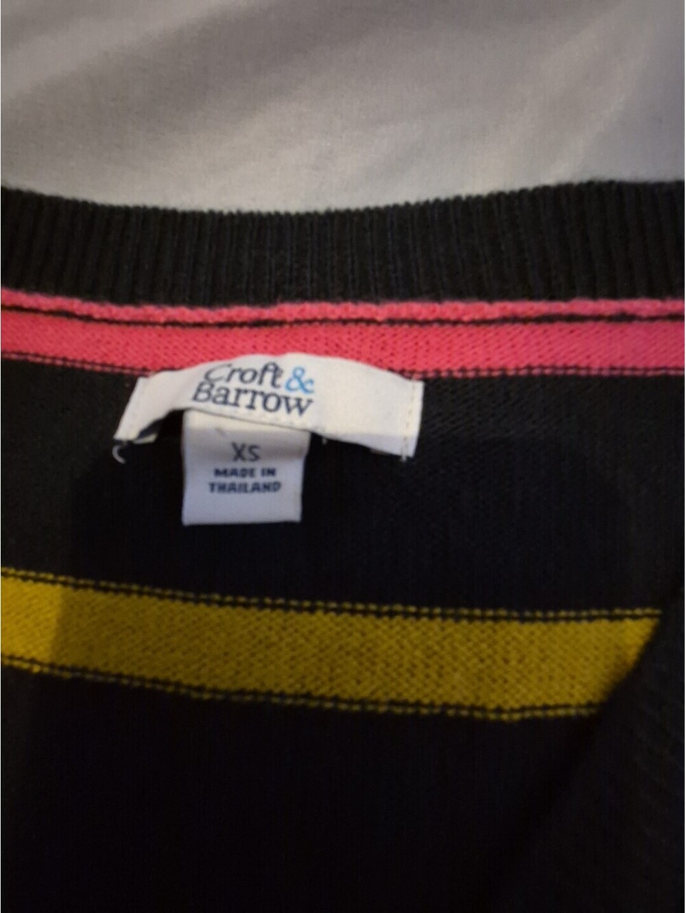 Croft & Barrow The Extra Soft V Neck Sweater Long Sleeve Striped Womens XS - Picture 2 of 5